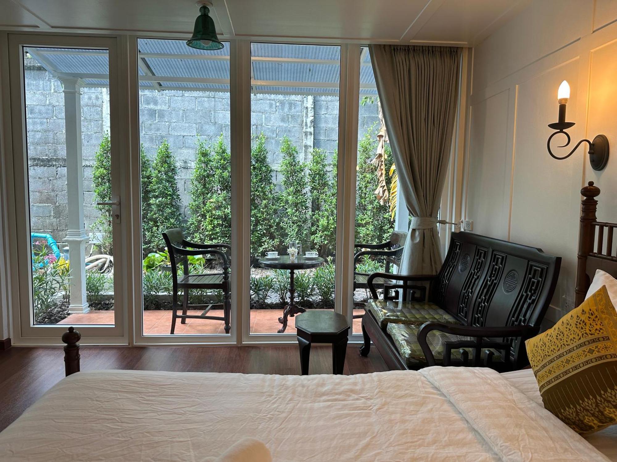Baan Debtida Hotel Bangkok Ngoại thất bức ảnh
