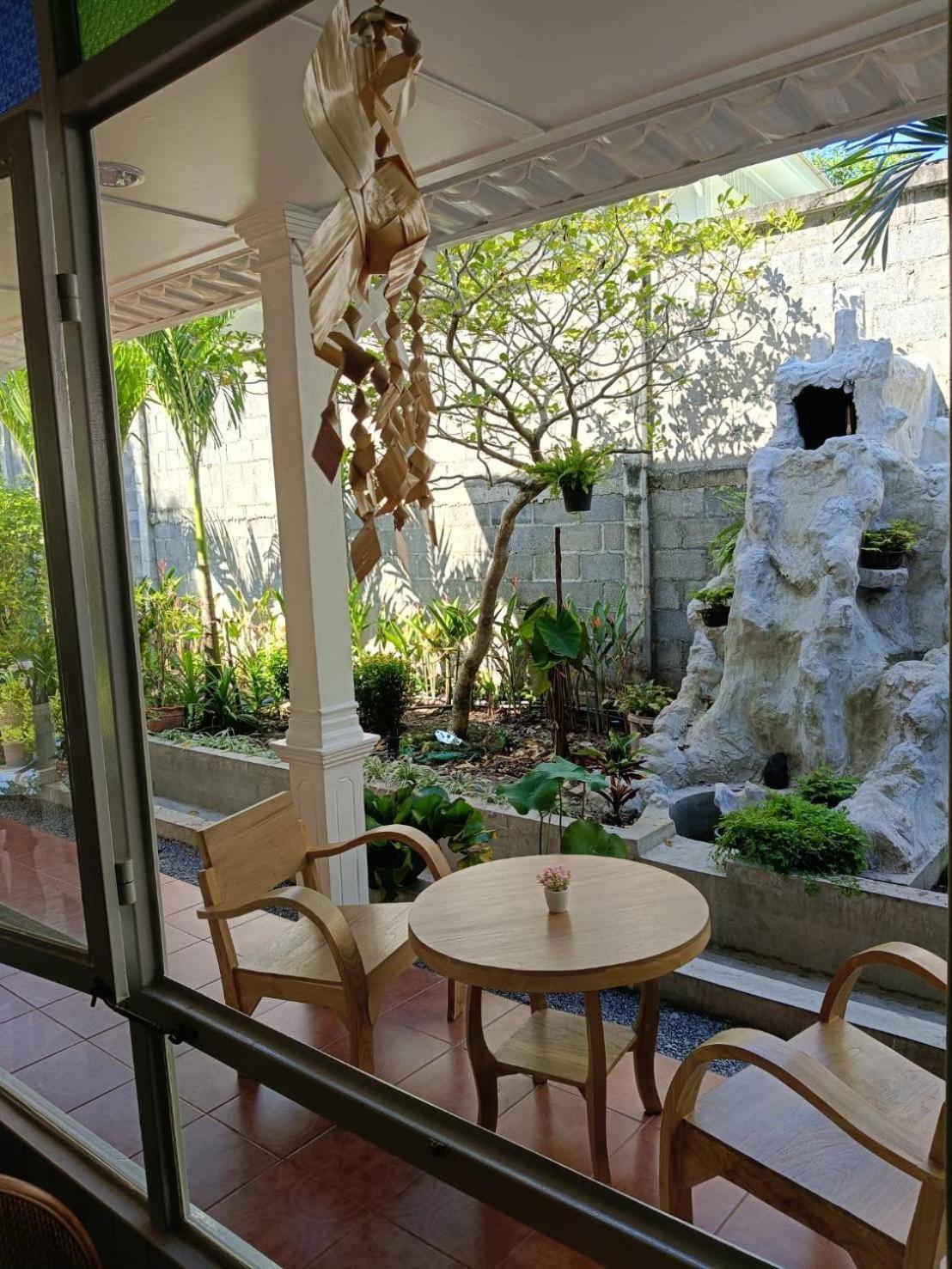 Baan Debtida Hotel Bangkok Ngoại thất bức ảnh