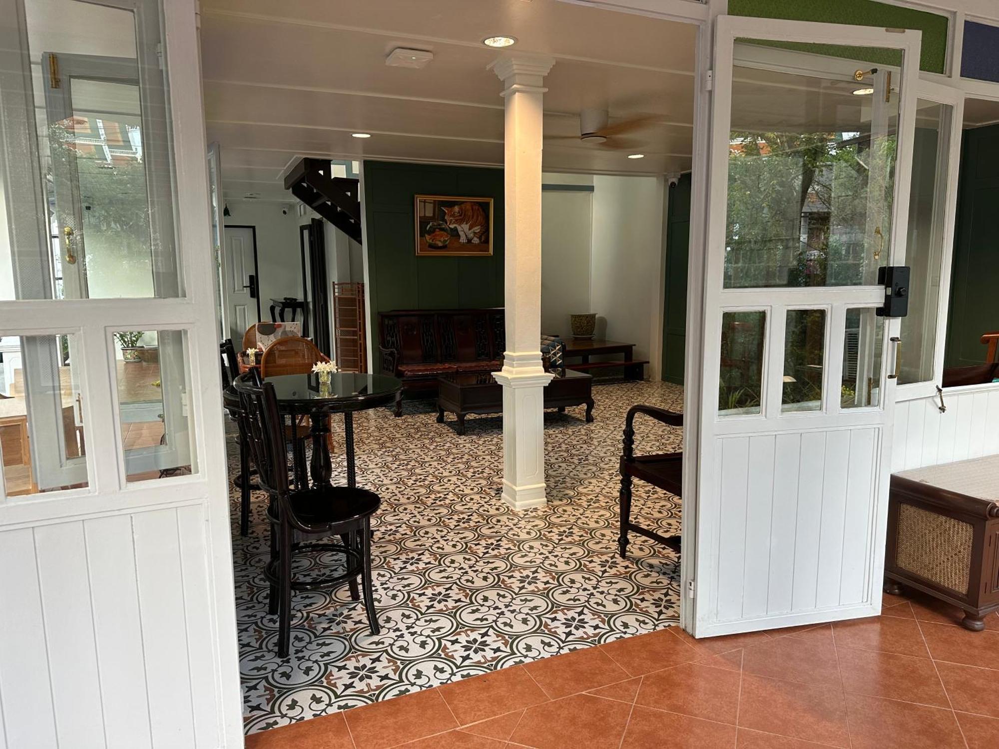 Baan Debtida Hotel Bangkok Ngoại thất bức ảnh