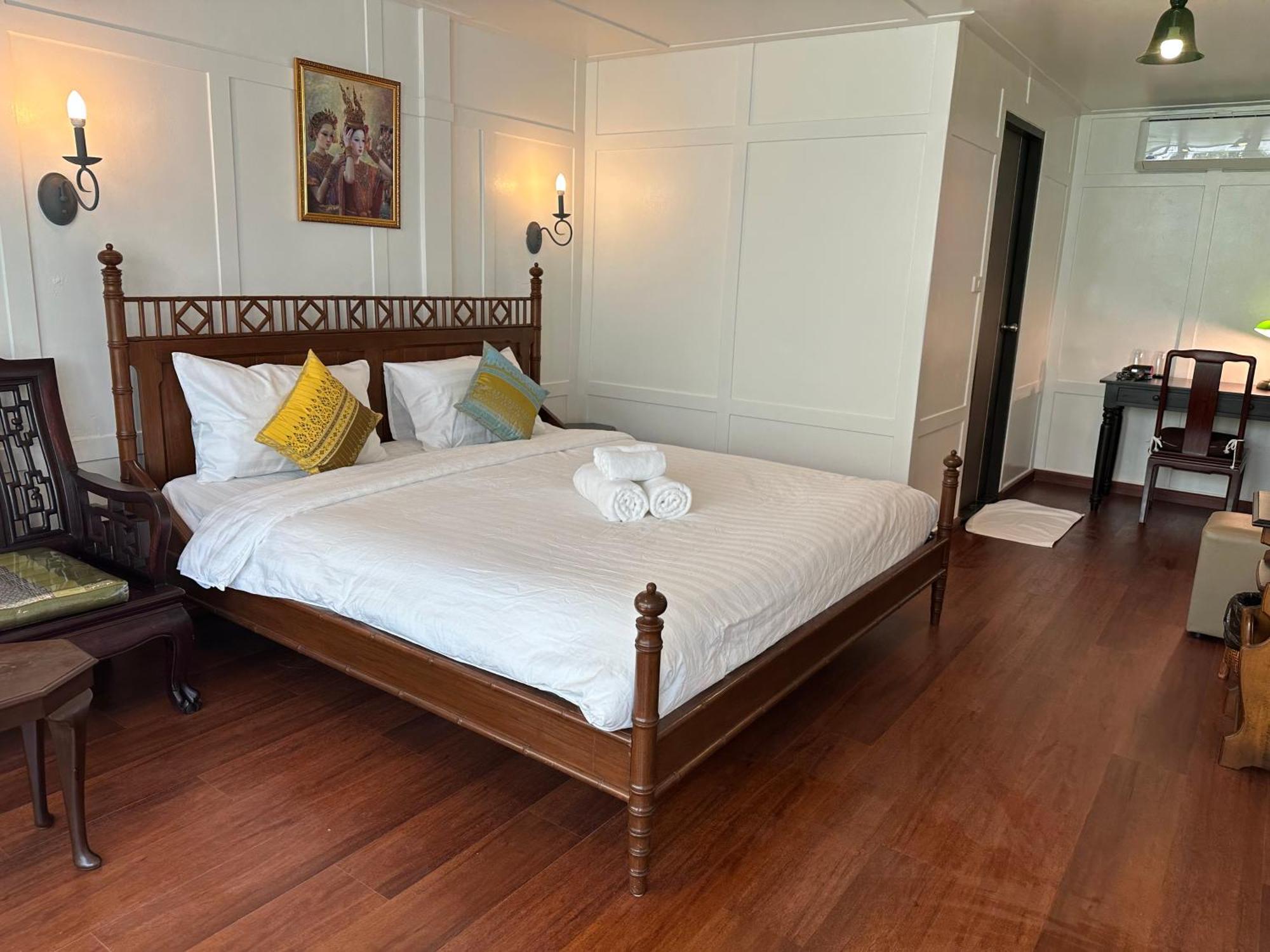 Baan Debtida Hotel Bangkok Ngoại thất bức ảnh