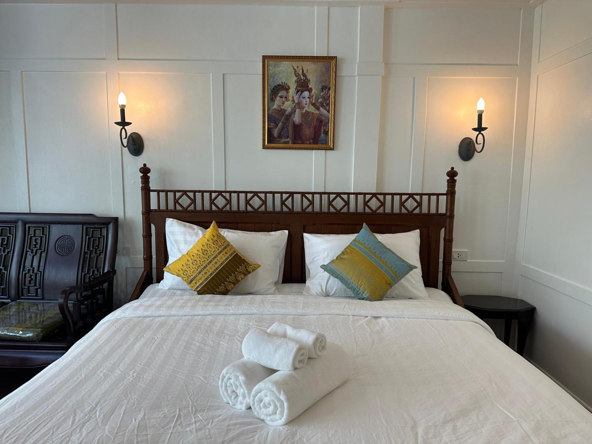 Baan Debtida Hotel Bangkok Ngoại thất bức ảnh